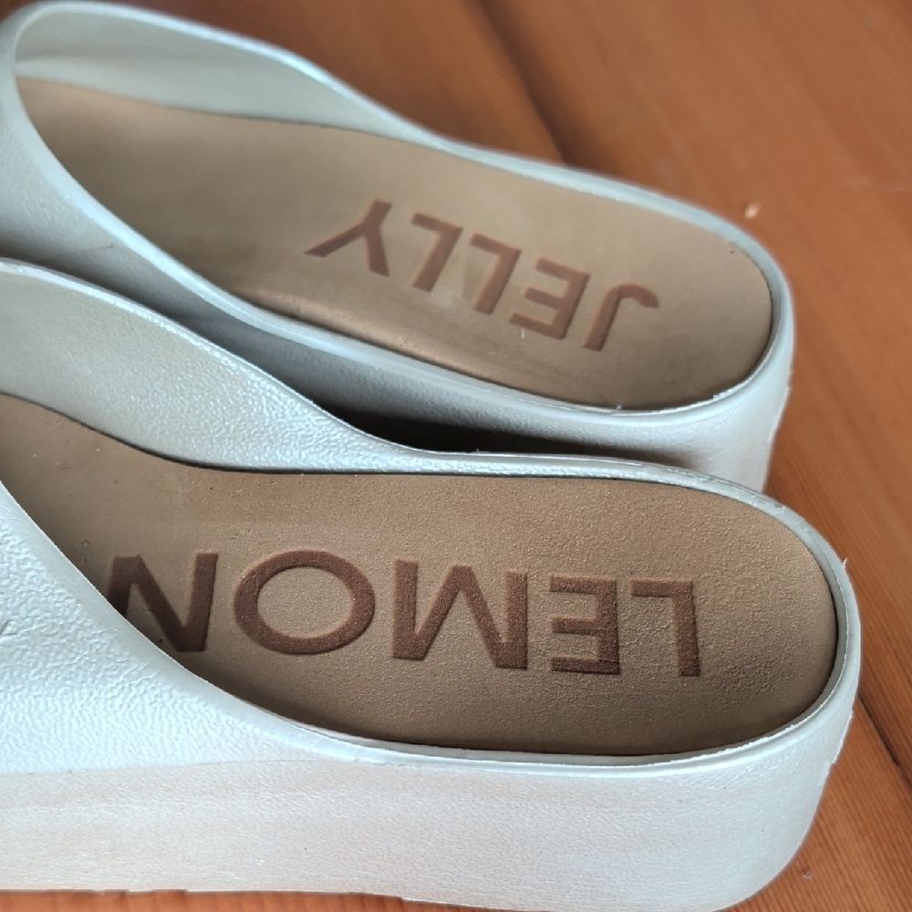 LEMON Jelly Cream Slip-On Platform Clogs